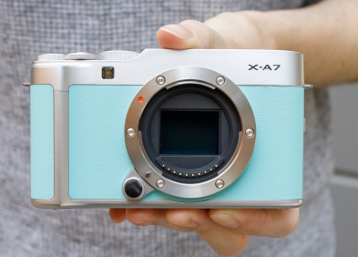 Camera Fujifilm XA7 có nâng cấp gì so với phiên bản tiền nhiệm?