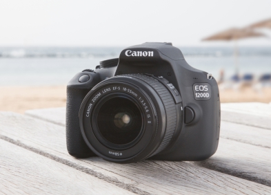 Canon 1200D sản xuất năm nào? Có còn đáng mua hay không?