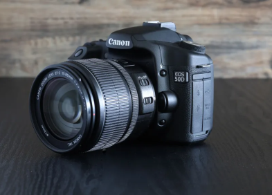 Canon 50D vs 500D: Đâu là lựa chọn tốt hơn cho người mới bắt đầu?