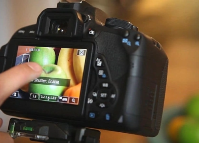 Canon 700D vs 60D: Hai huyền thoại DSLR giá tốt