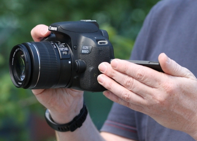 Canon 800D ra mắt năm nào? Có còn phù hợp vào năm 2025?