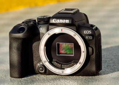 Canon R10 ra mắt năm nào? Có những nâng cấp gì nổi bật