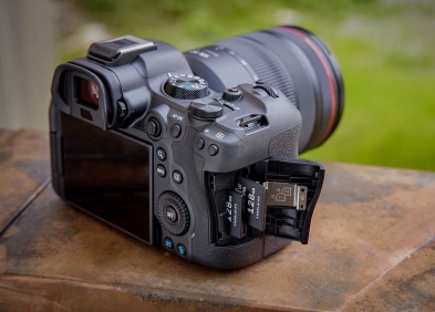 Canon R6 Mark 2: Review chi tiết từ trải nghiệm thực tế