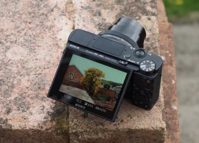 Đánh Giá Sony RX100 VII: Máy ảnh compact cao cấp, chuyên nghiệp