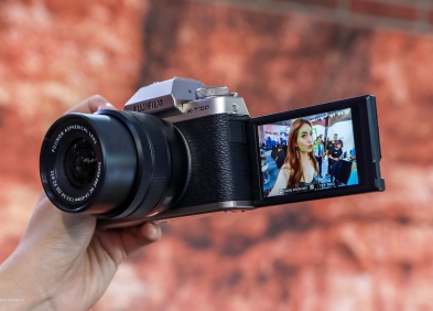 Fujifilm XT100 quay phim có tốt không? Đánh giá chất lượng