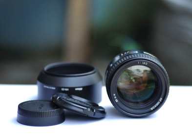 Top 5 lens chụp sản phẩm tốt nhất cho nhiếp ảnh gia và studio