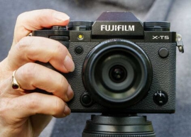 Đánh giá Fujifilm XT5: Tính năng và hiệu suất vượt trội