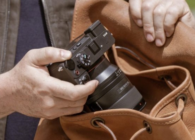 Đánh giá Sony A7CR: Phù hợp cho dân chụp ảnh chuyên nghiệp?