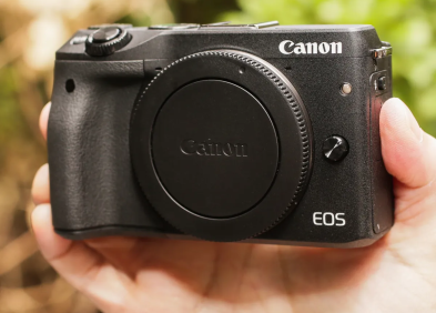 Review Canon M3: Lựa chọn có xứng đáng trong tầm giá