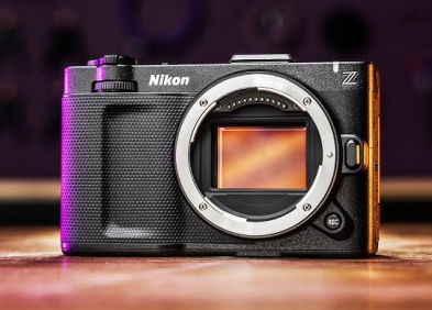 Review Nikon ZR: Máy quay lai full-frame 6K được chờ đón