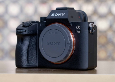 Sony A73 ngàm gì? Gợi ý một số mẫu ống kính phù hợp